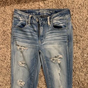 American Eagle Light Wash Ripped Jeans